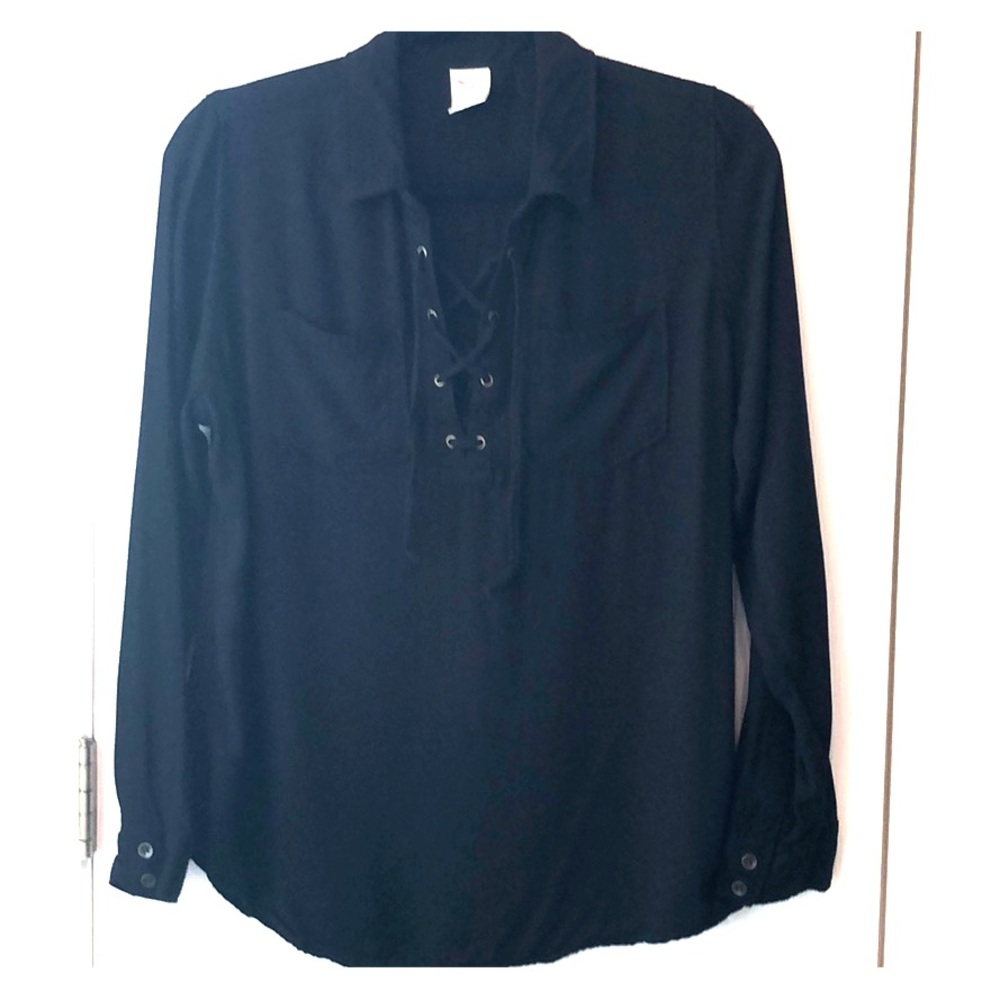Very gently used Faded Glory black top